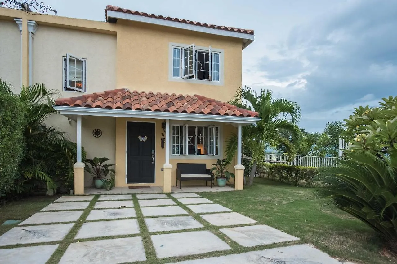 Aparthotel Mango Walk Country Club Suites Montego Bay Giamaica