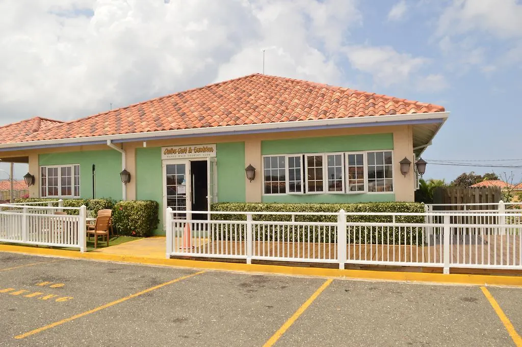Mango Walk Country Club Suites Μοντέγκο Μπέυ 0*,