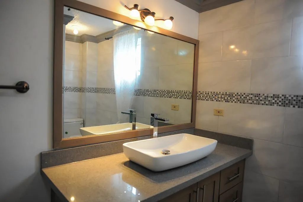 Mango Walk Country Club Suites Montego Bay Aparthotel